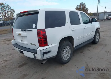 2009 Chevrolet Tahoe Hybrid from USA, damaged, VIN 1GNFK13509R277748